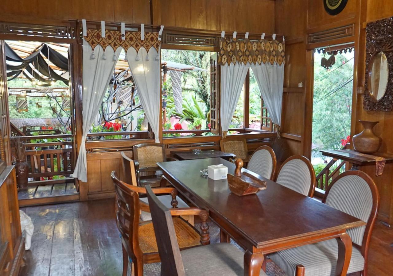 Badjoeri Ethnic Wooden Homestay Бандунг Екстер'єр фото
